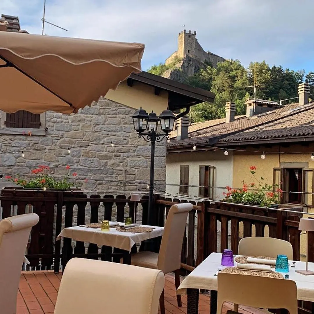 Hotel Regina Yeti Bistrot location